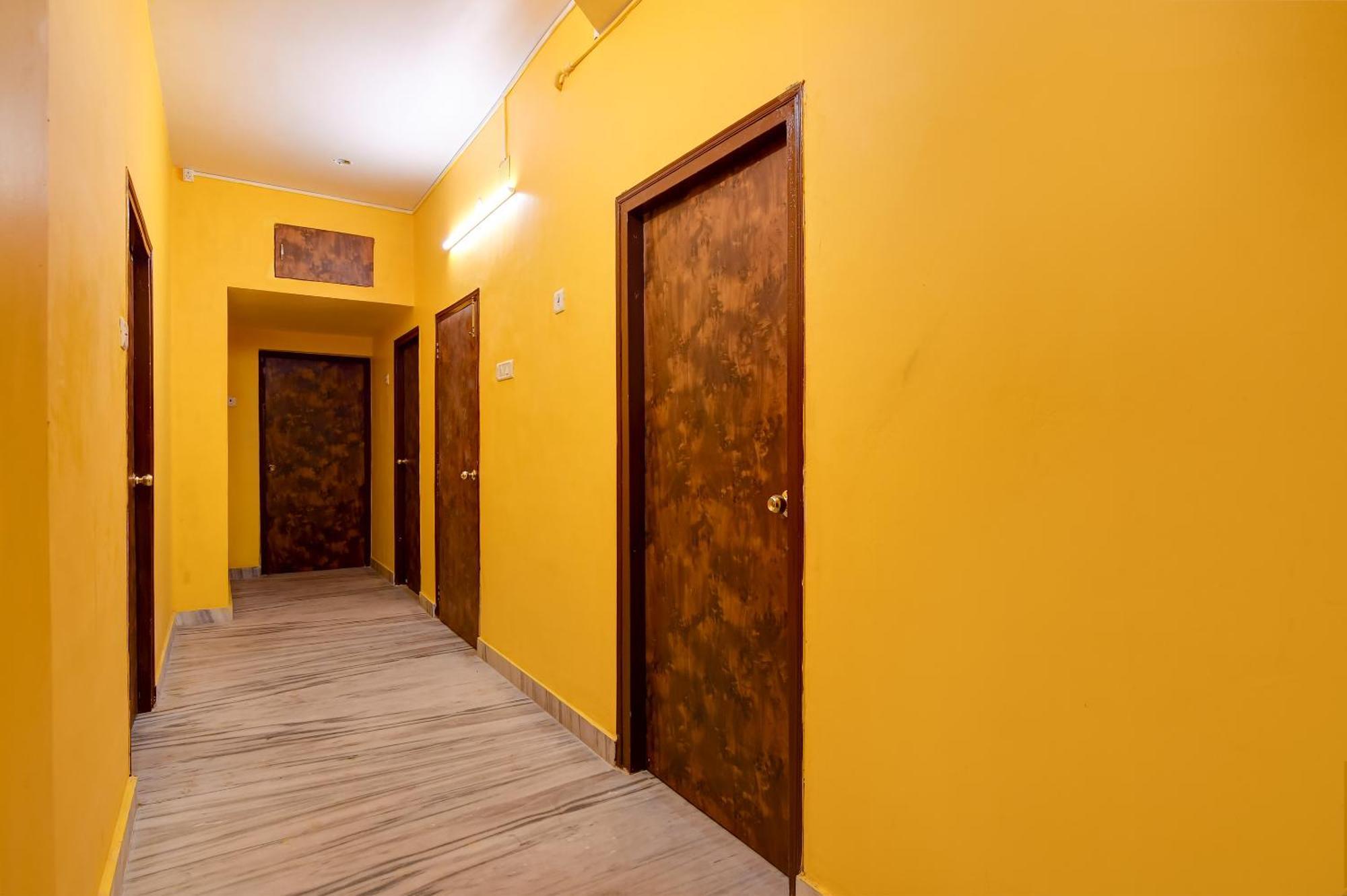 Salt Residency Hotel *