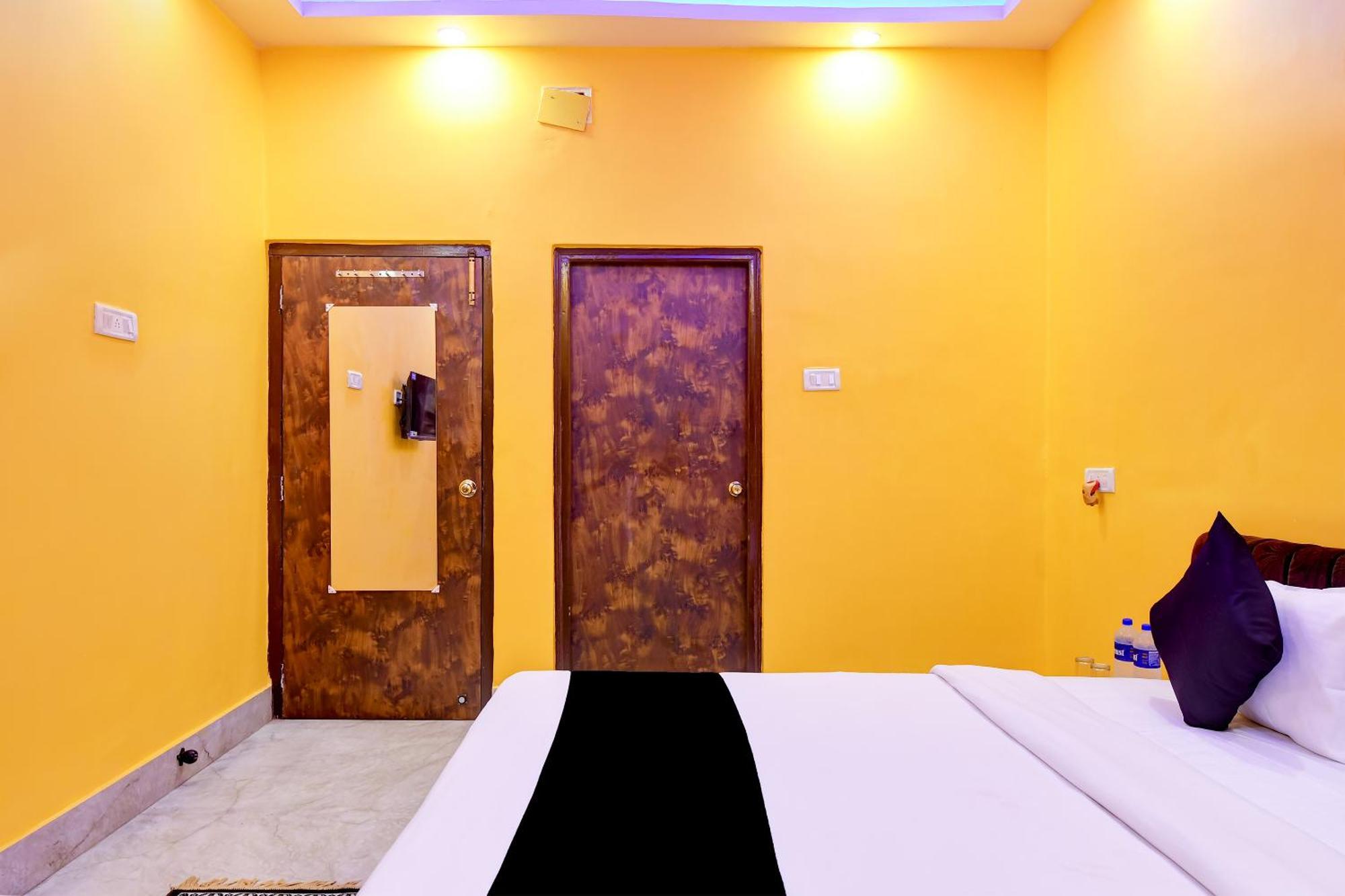 Salt Residency Hotel *